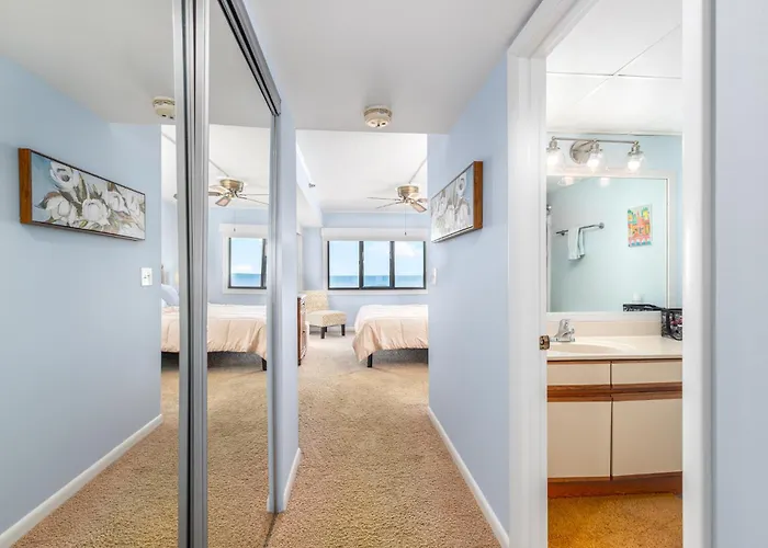 Wake Up To Stunning Ocean Views In Beautiful Plaza Condominium! Ferienhaus Ocean Stadt