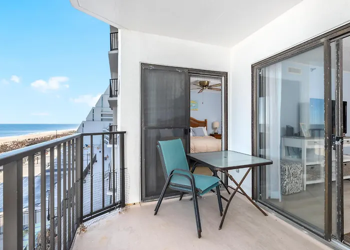 Wake Up To Stunning Ocean Views In Beautiful Plaza Condominium! Ferienhaus Ocean Stadt